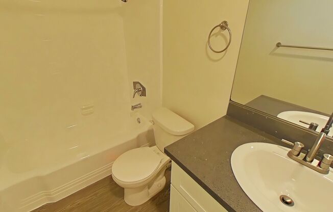 1 bed, 1 bath, 675 sqft, $1,975, Unit 28