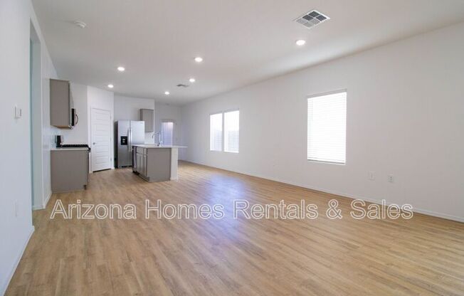 12195 E PATRICIA ANN DR