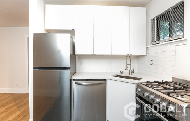 755 Saint Charles Avenue Northeast - 05