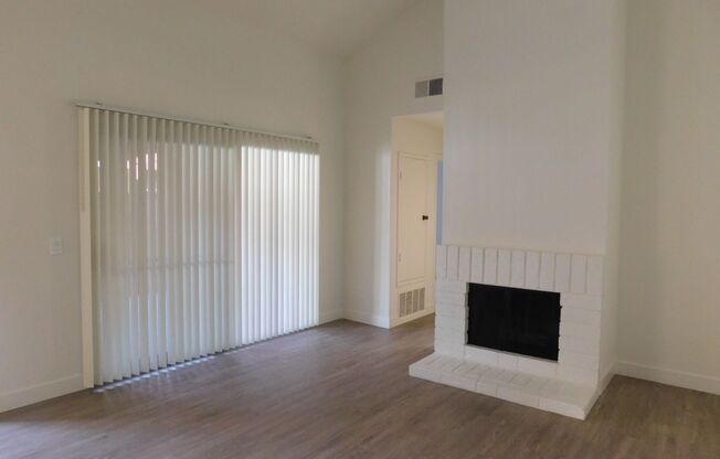 2 beds, 2 baths, $2,900, Unit 859