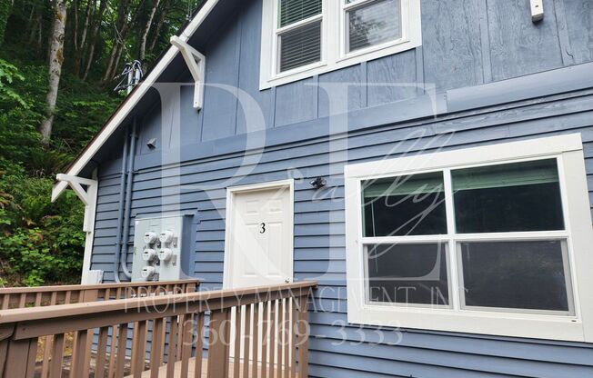 2 beds, 1 bath, $1,625, Unit 1172 Arnold Ave E - #3