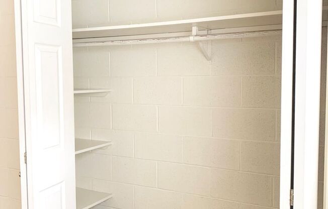 Studio, 1 bath, 302 sqft, $1,100, Unit 104