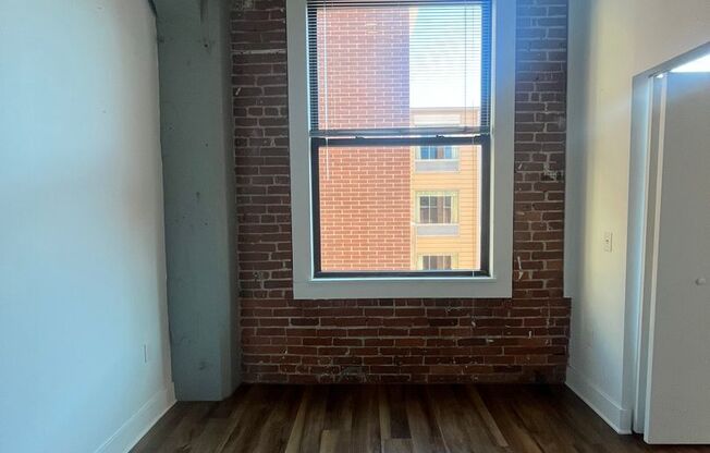 1 bed, 1 bath, 600 sqft, $1,300, Unit 502