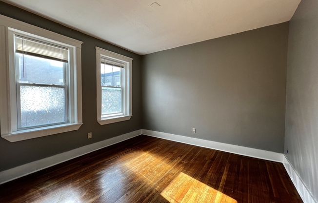 Studio, 1 bath, 306 sqft, $1,800, Unit 12