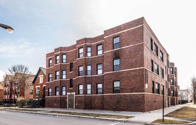 705 S Lawndale