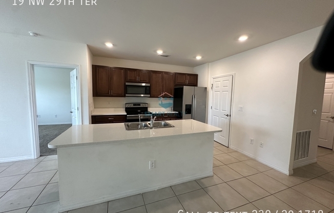 19 NW 29 TER