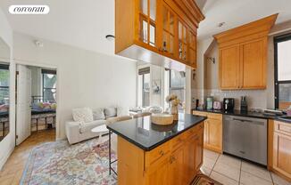 246 E 51 ST