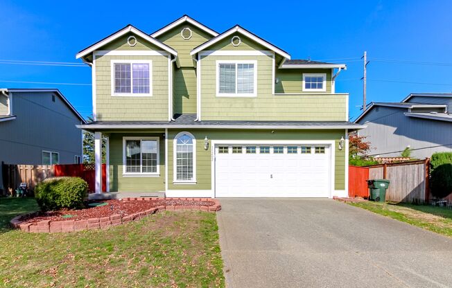 *$300 Off First Month Rent on this Beautiful Yelm Home!