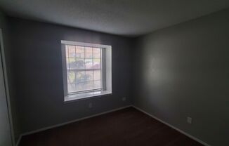 3 beds, 1 bath, $1,725