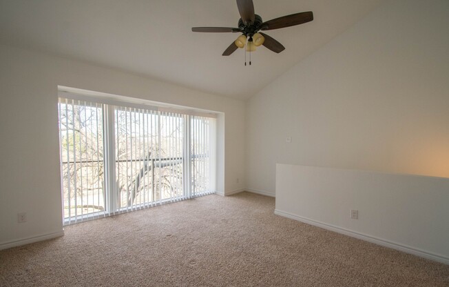 Charming 3-2 condo in private community with gate attendant.