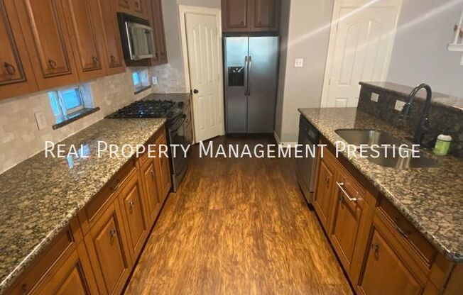 1109 W 15 1/2 ST