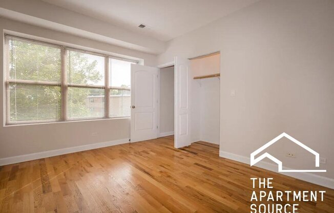2046 W TOUHY AVE