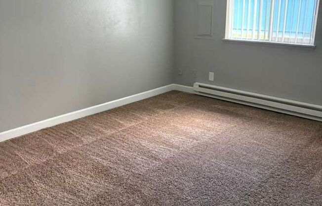 2 beds, 1 bath, 850 sqft, $1,575, Unit 1107 D5
