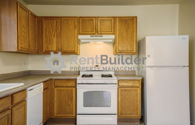 3 beds, 2 baths, $1,895