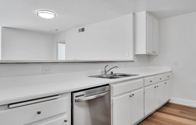 Bentley Luxury Investments LLC