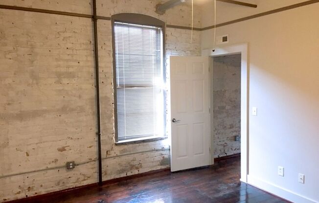 1 bed, 1 bath, 800 sqft, $1,390, Unit 448