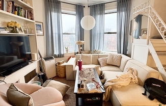 1 bed, 1 bath, 620 sqft, $4,080, Unit 61