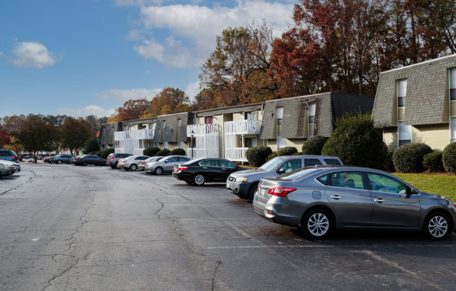 Parking Area | Peachtree Place Apartments For Rent in Columbia SC