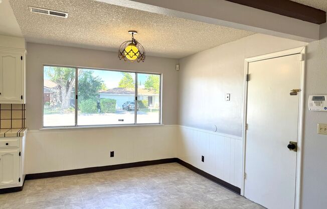 Beautiful Corner Lot in Pocket Area! Please review entire ad.