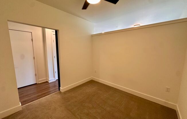 1 bed, 1 bath, 544 sqft, $1,350, Unit 322