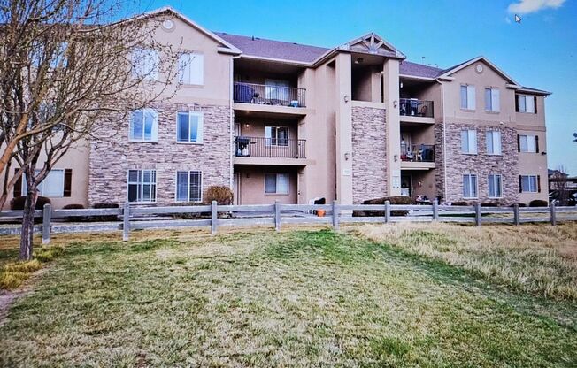 3 Bedroom Condo in Eagle Mountain for Rent!