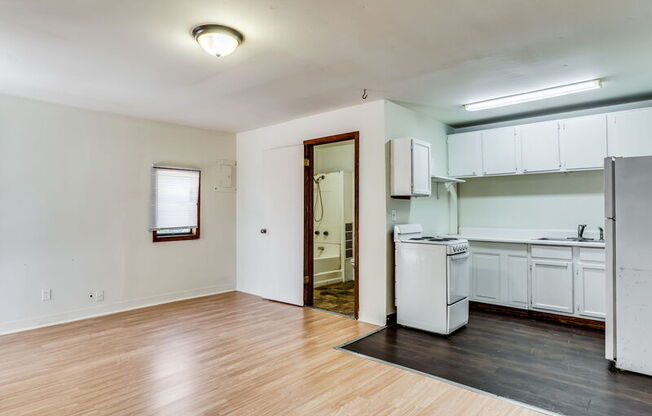 326 S EXPOSITION ST