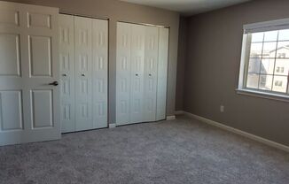 2 beds, 1 bath, 1,100 sqft, $1,875, Unit 4860-12