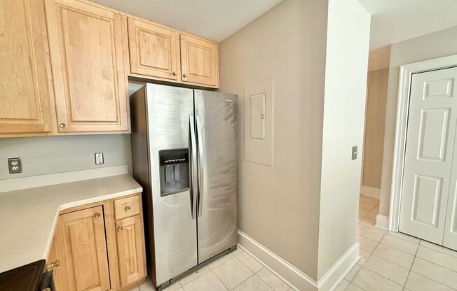 Stunning 1BD, 1.5BA Downtown Raleigh Condo Within Walking Distance to All Glenwood Ave. Has to Offer!