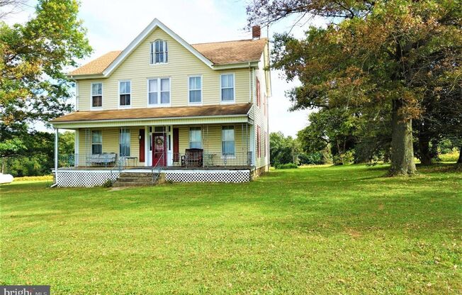 1009 Muddy Creek Forks Rd