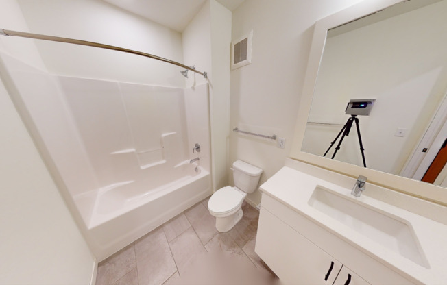 Studio, 1 bath, 401 sqft, $1,260, Unit 212