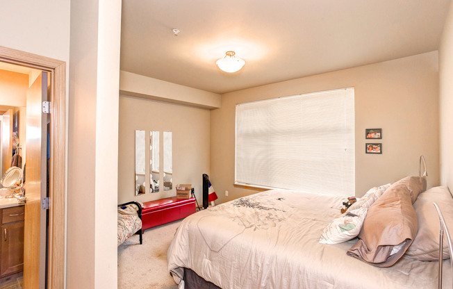 2 beds, 2 baths, 966 sqft, $2,440, Unit 309