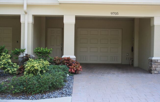 Beautiful Townhome on Peaceful Conservation Lot