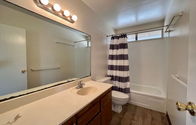 4 beds, 2.5 baths, $3,600, Unit Palehua Vista