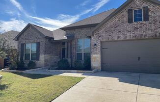 4 beds, 3 baths, $2,695