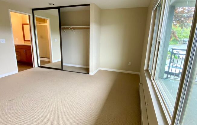 2 beds, 2 baths, 1,031 sqft, $2,695, Unit 102
