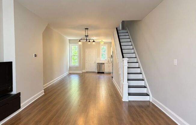 Spacious Two Bedroom + Den Home in West Powelton!