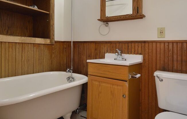 1 bed, 1 bath, 410 sqft, $845, Unit 22 - 30