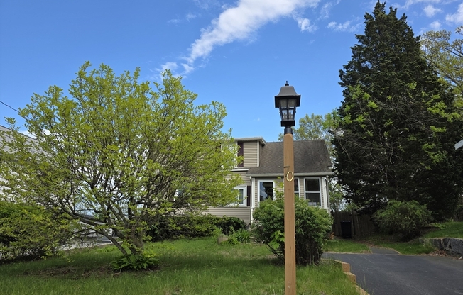 70 ALBERTINA ST