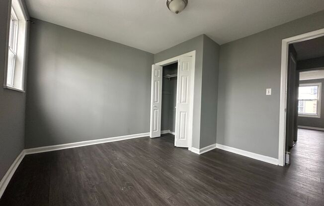 2 beds, 1 bath, $1,500