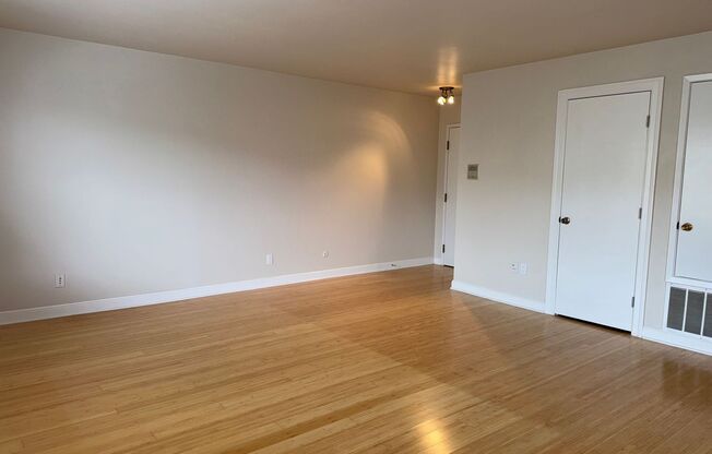 266 8th Avenue
