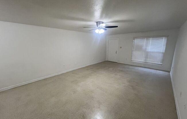 2 bedroom, 2 bath apartments in Sherwood Forest Oaks