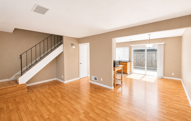 Lovely 2-bedroom home located in Fremont! – Cabrillo Neighborhood!