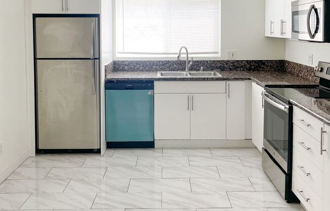 5040 A St #7 San Diego, CA 92102