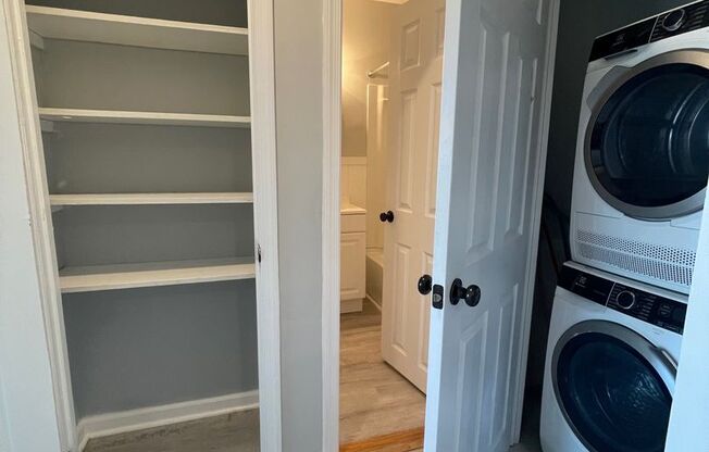 1 bed, 1 bath, 600 sqft, $1,475, Unit D - 34