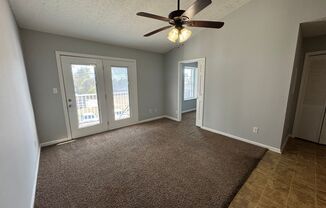 1 bed, 1 bath, 408 sqft, $695, Unit 85