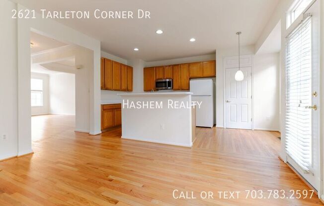 2621 TARLETON COR DR