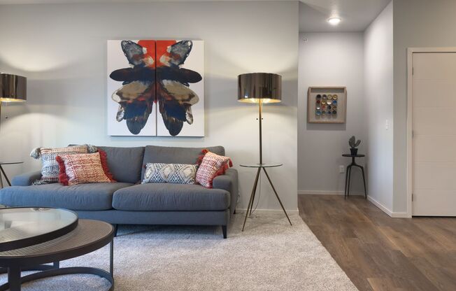 2 beds, 2 baths, 1,010 sqft, $1,710, Unit 2 - 117