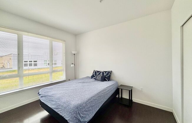 1 bed, 1 bath, 683 sqft, $2,100, Unit 215