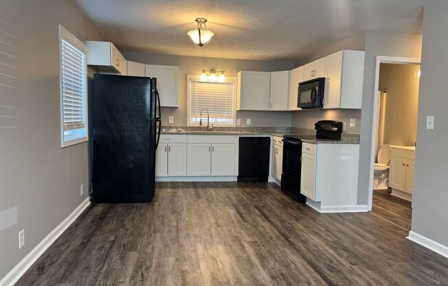 2 beds, 1 bath, 800 sqft, $1,095, Unit 1