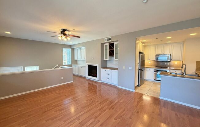 Sleek 2-Bed with a Den/Office + Flex Corner Condo with Attached Tandem Garage
